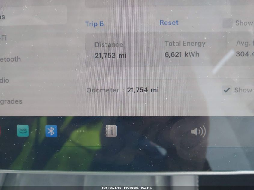 2024 Tesla Model Y Performance Dual Motor All-Wheel Drive VIN: 7SAYGDEF9RA281328 Lot: 43674719