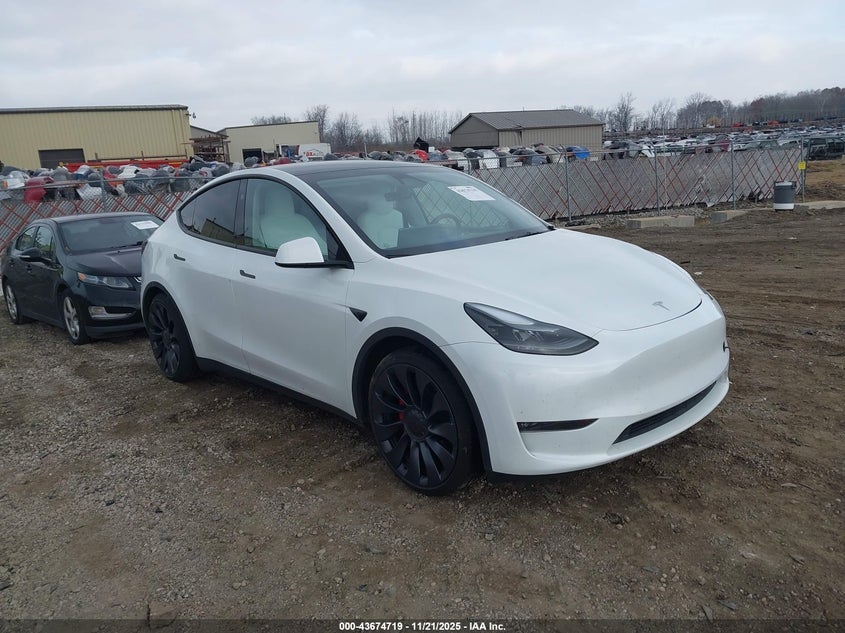 2024 Tesla Model Y Performance Dual Motor All-Wheel Drive