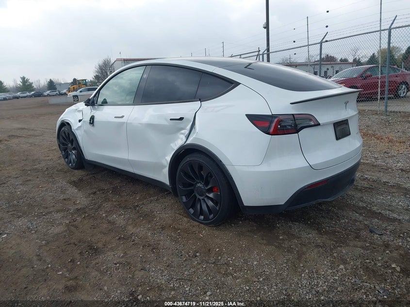 2024 Tesla Model Y Performance Dual Motor All-Wheel Drive