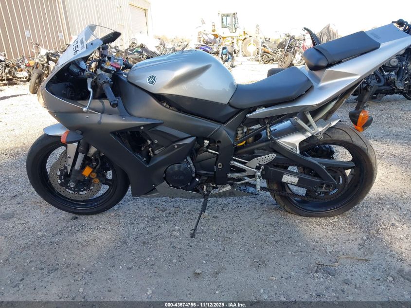 2002 Yamaha Yzfr1 VIN: JYARN10E62A001074 Lot: 43674756