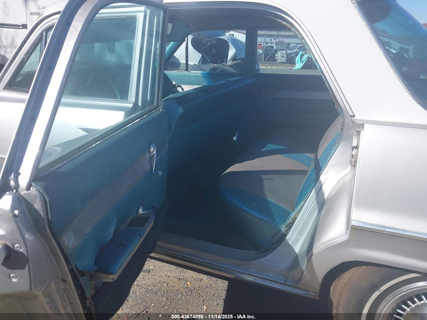 1964 Pontiac Catalina VIN: 834P124749 Lot: 43674898