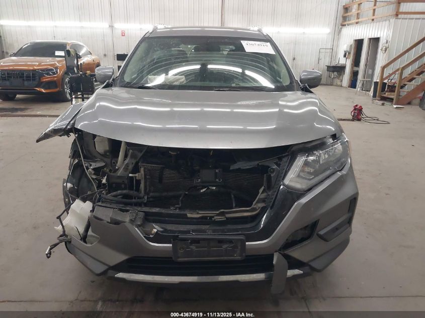 2017 Nissan Rogue S VIN: KNMAT2MV5HP571743 Lot: 43674919