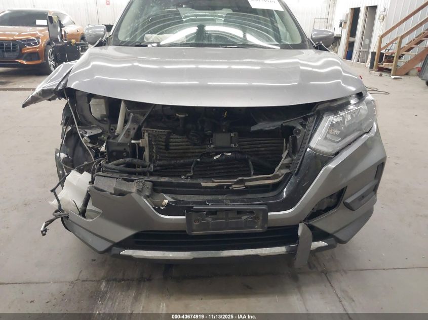 2017 Nissan Rogue S VIN: KNMAT2MV5HP571743 Lot: 43674919