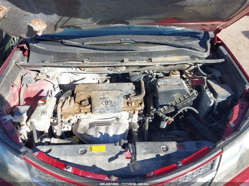 2015 TOYOTA RAV4 LE JTMZFREV3FD055087