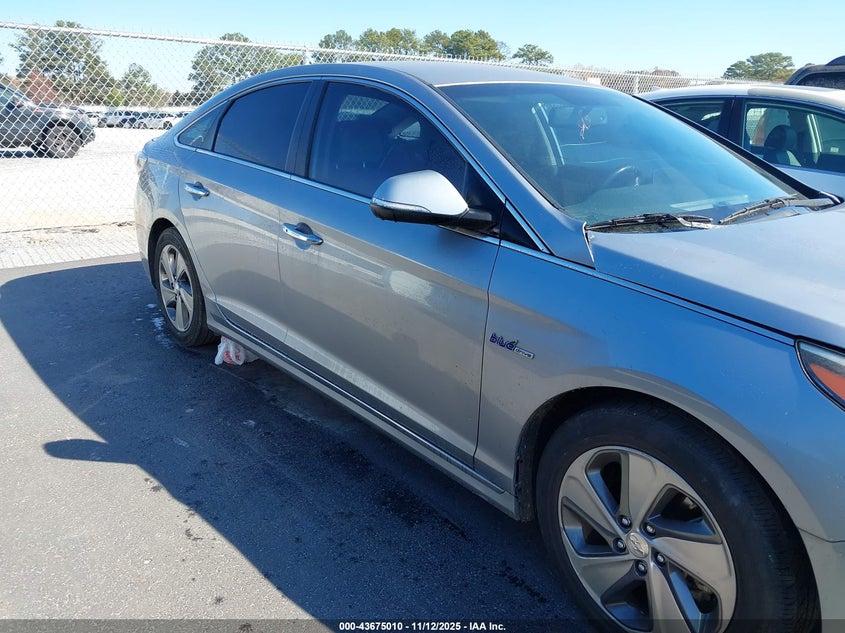 2016 HYUNDAI SONATA HYBRID LIMITED KMHE34L16GA016695