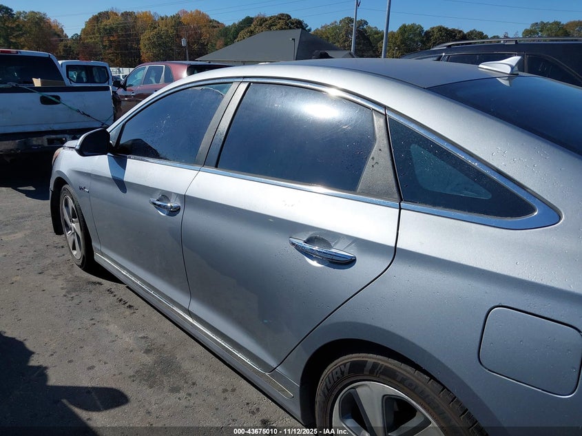 2016 HYUNDAI SONATA HYBRID LIMITED KMHE34L16GA016695