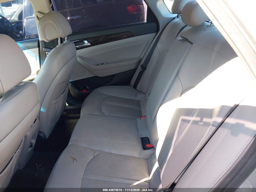 2016 HYUNDAI SONATA HYBRID LIMITED KMHE34L16GA016695