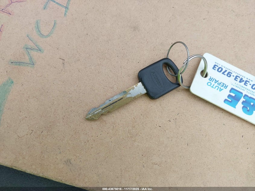 1999 Ford F-250 Lariat/Xl/Xlt VIN: 1FTNW20L4XEA80457 Lot: 43675016