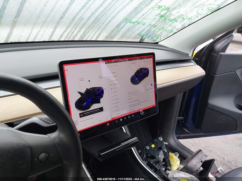 2021 Tesla Model Y Long Range Dual Motor All-Wheel Drive VIN: 5YJYGDEE8MF061565 Lot: 43675018