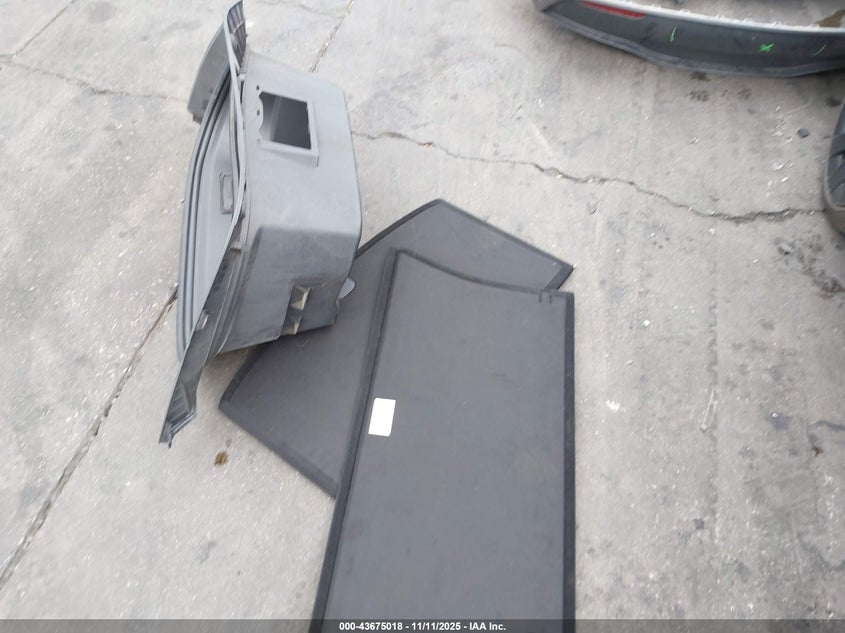 2021 Tesla Model Y Long Range Dual Motor All-Wheel Drive VIN: 5YJYGDEE8MF061565 Lot: 43675018