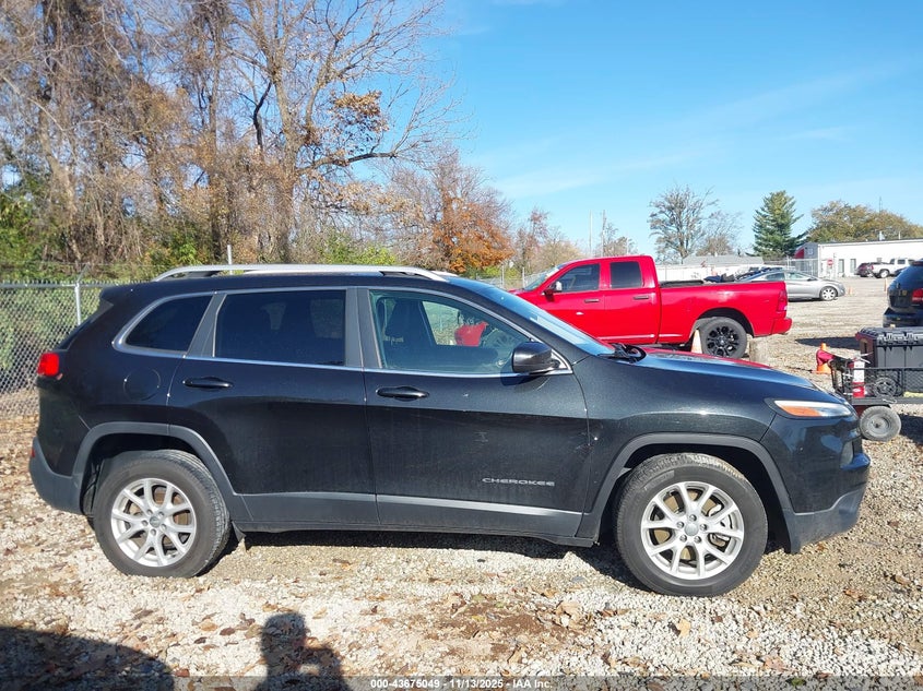 2015 Jeep Cherokee Latitude VIN: 1C4PJLCB9FW712006 Lot: 43675049