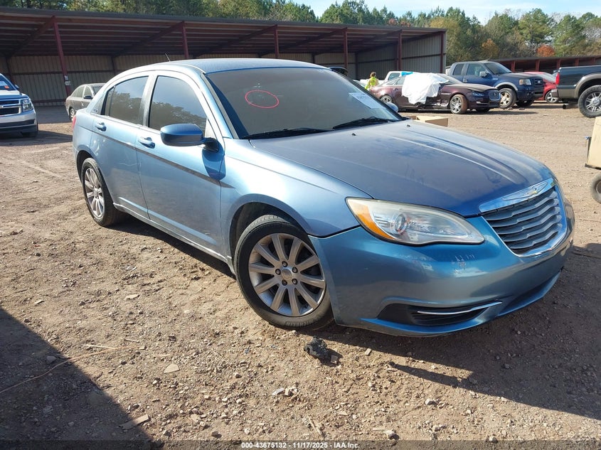 CHRYSLER 200 TOURING