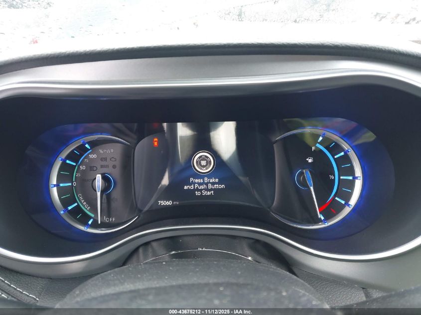 2020 Chrysler Pacifica Hybrid Limited VIN: 2C4RC1N74LR251205 Lot: 43675212