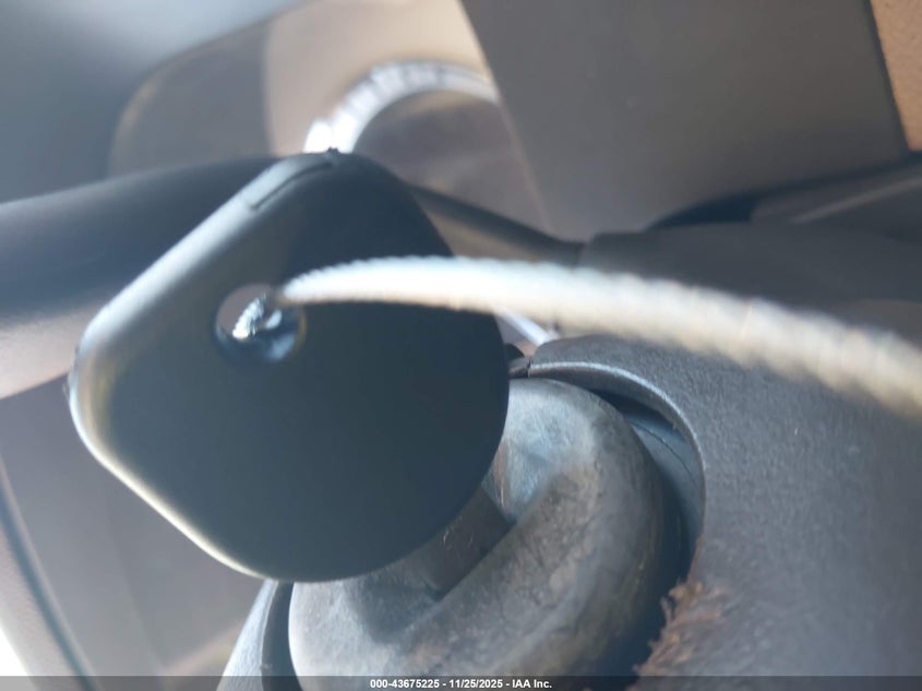 2009 Cadillac Escalade Standard VIN: 1GYFC13249R189243 Lot: 43675225