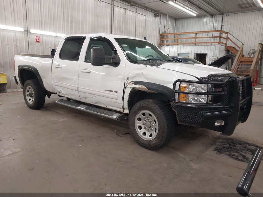 CHEVROLET SILVERADO 2500 LTZ