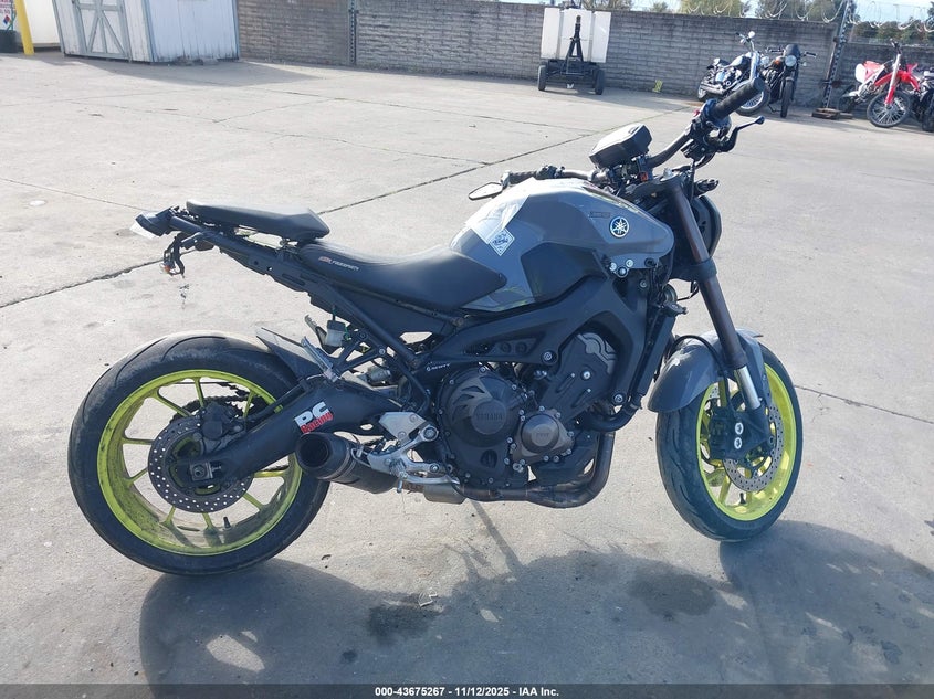 2016 Yamaha Fz09 C VIN: JYARN33Y1GA003131 Lot: 43675267