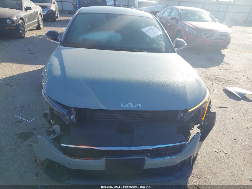 2025 Kia K4 Gt-Line VIN: 3KPFW4DE7SE196499 Lot: 43675274