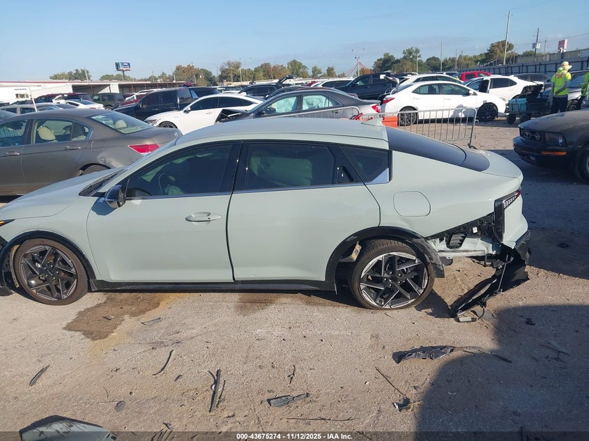 2025 Kia K4 Gt-Line VIN: 3KPFW4DE7SE196499 Lot: 43675274