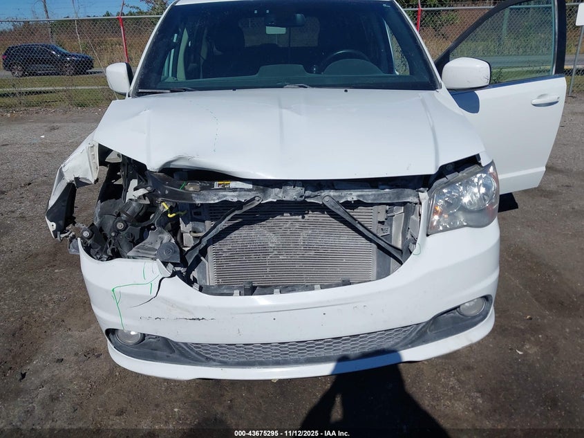 2018 Dodge Grand Caravan Sxt VIN: 2C4RDGCG6JR344050 Lot: 43675295