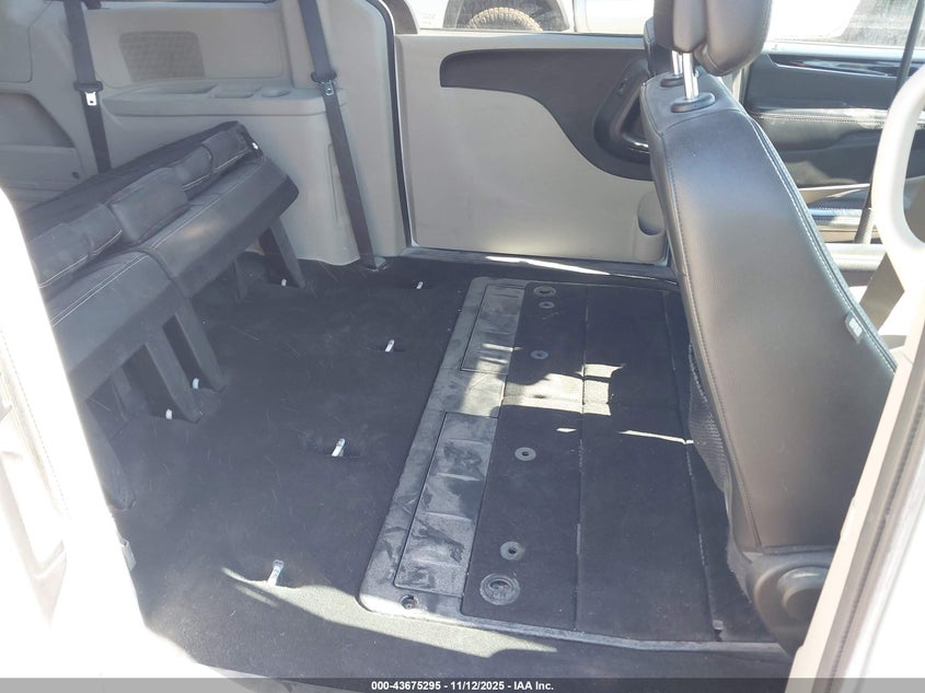 2018 Dodge Grand Caravan Sxt VIN: 2C4RDGCG6JR344050 Lot: 43675295