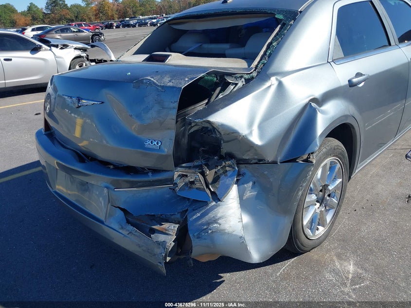 2007 Chrysler 300 Touring VIN: 2C3KA53G57H895779 Lot: 43675296