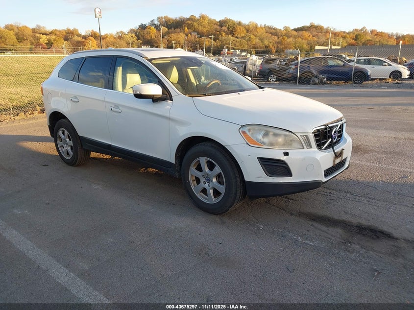 VOLVO XC60 3.2/3.2 PLATINUM/3.2 PREMIER/3.2 PREMIER PLUS