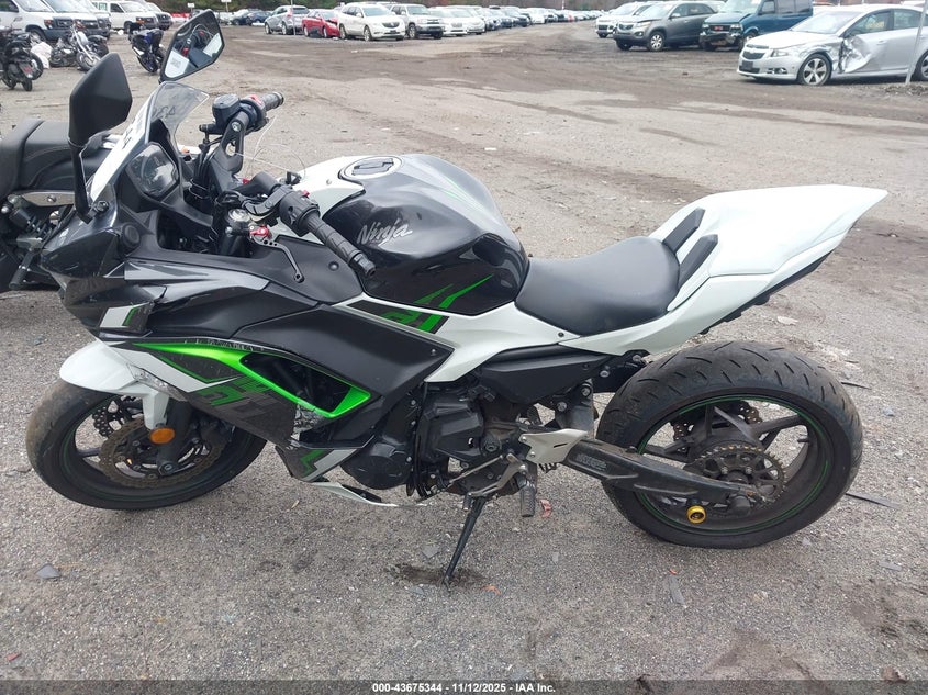 2022 Kawasaki Ex650 N VIN: ML5EXEN12NDA73884 Lot: 43675344