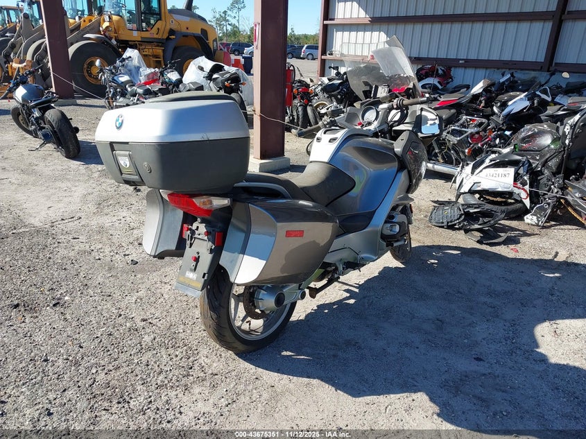 WB104400XCZW21528 2012 BMW R 1200 photo no. 4