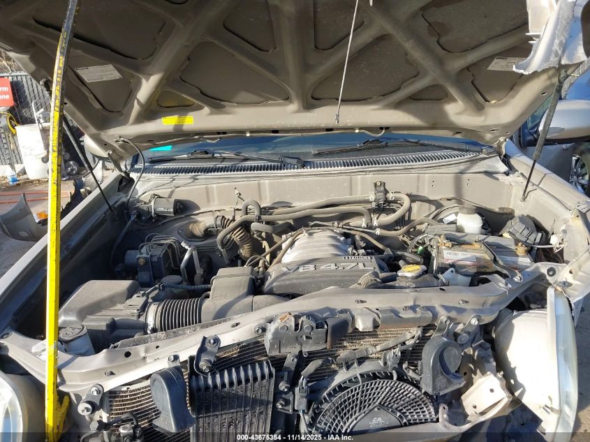 2003 Toyota Sequoia Sr5 V8 VIN: 5TDBT44A73S183392 Lot: 43675354