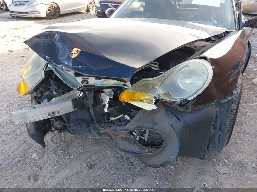 2002 Porsche Boxster VIN: WP0CA298X2U620574 Lot: 43675427