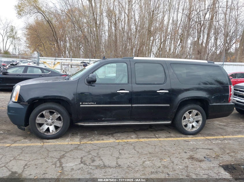 2009 GMC Yukon Xl 1500 Denali VIN: 1GKFK062X9R200555 Lot: 43675433