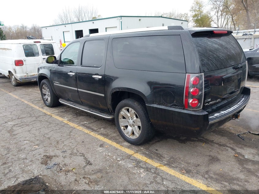 1GKFK062X9R200555 2009 GMC YUKON photo no. 3