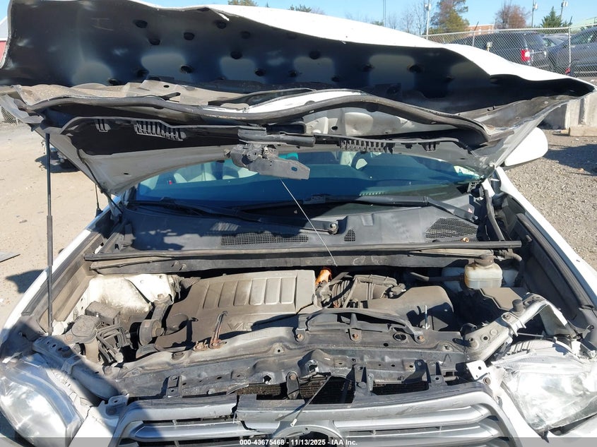 JTEES41A182046818 2008 TOYOTA HIGHLANDER photo no. 10