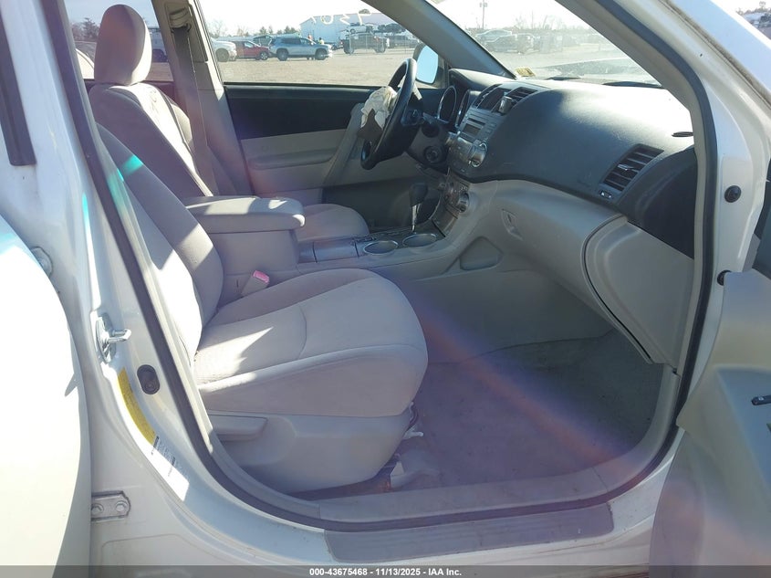 JTEES41A182046818 2008 TOYOTA HIGHLANDER photo no. 5