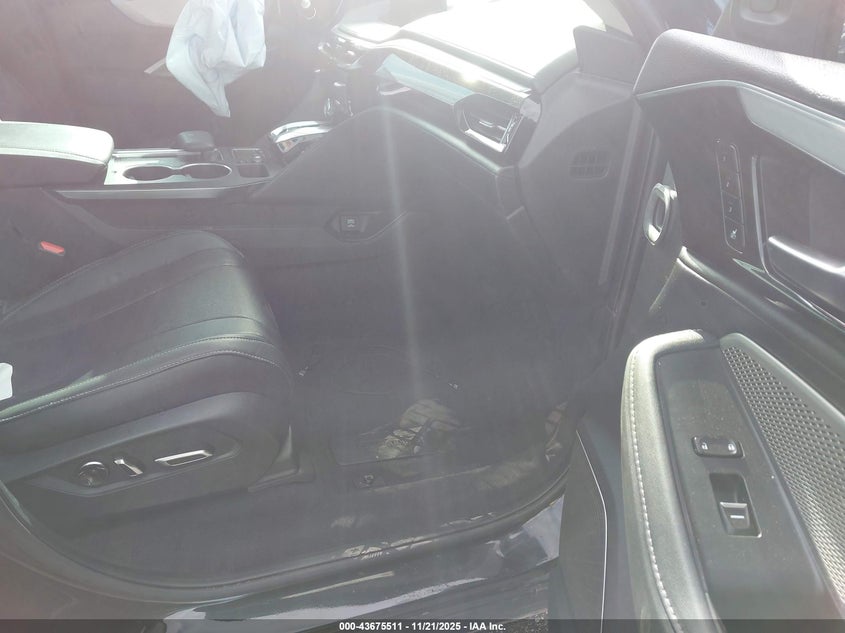 5J8YD9H48RL000215 2024 ACURA MDX photo no. 5