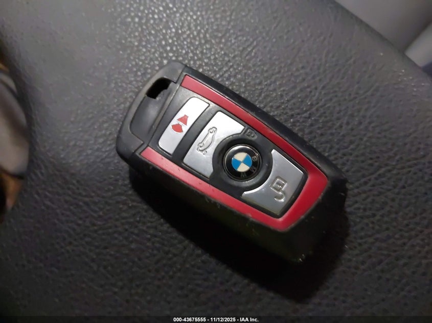 2016 BMW 328I XDRIVE WBA8E3G52GNU04256