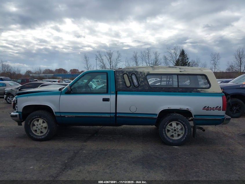 1994 Chevrolet Gmt-400 K1500 VIN: 1GCEK14K1RZ286077 Lot: 43675591