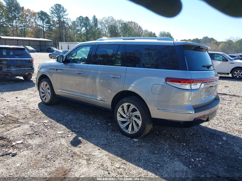 5LMJJ2NGXREL20762 2024 LINCOLN NAVIGATOR photo no. 3