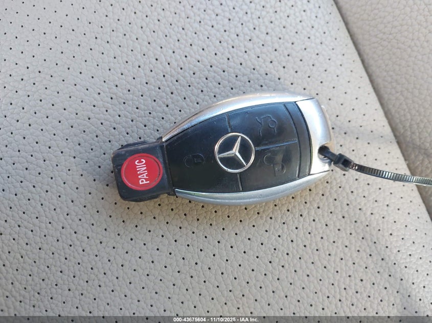 2009 Mercedes-Benz C 300 Luxury 4Matic/Sport 4Matic VIN: WDDGF81X69R076392 Lot: 43675604