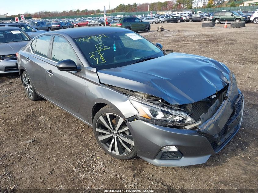 NISSAN ALTIMA SR FWD