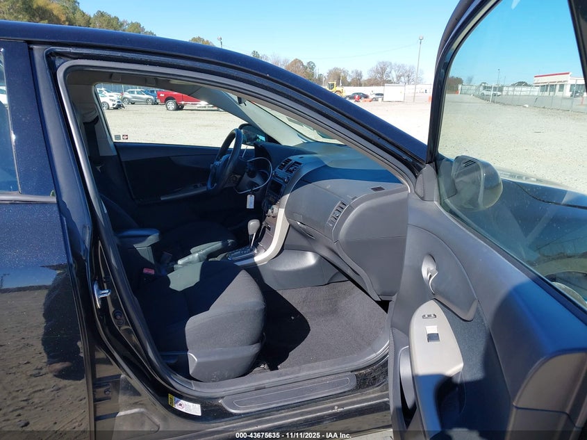 2T1BU4EE3BC623260 2011 TOYOTA COROLLA photo no. 5