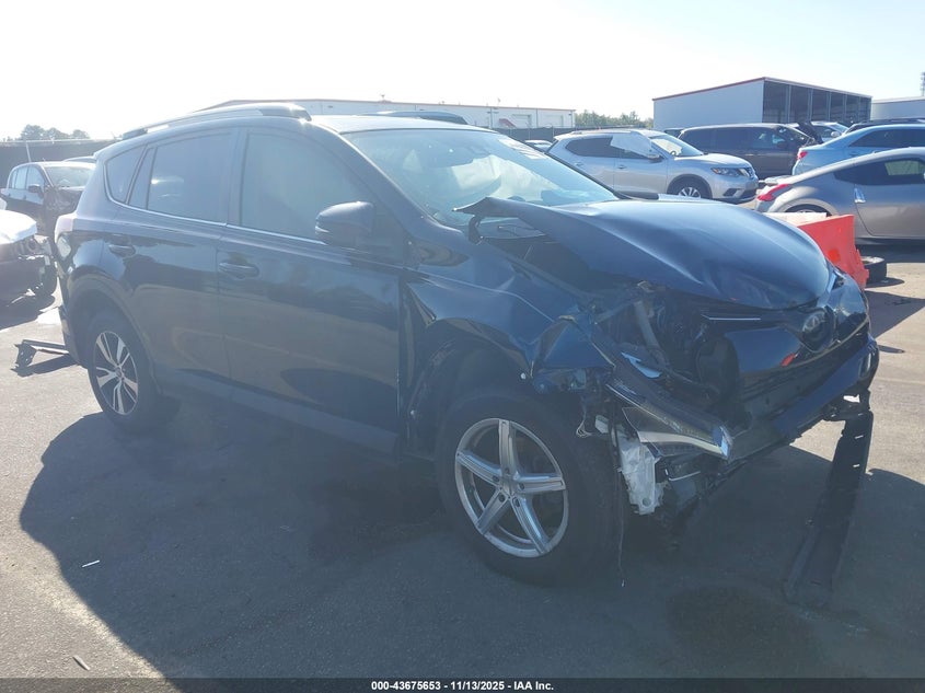 2018 TOYOTA RAV4 XLE - JTMWFREV9JJ205703