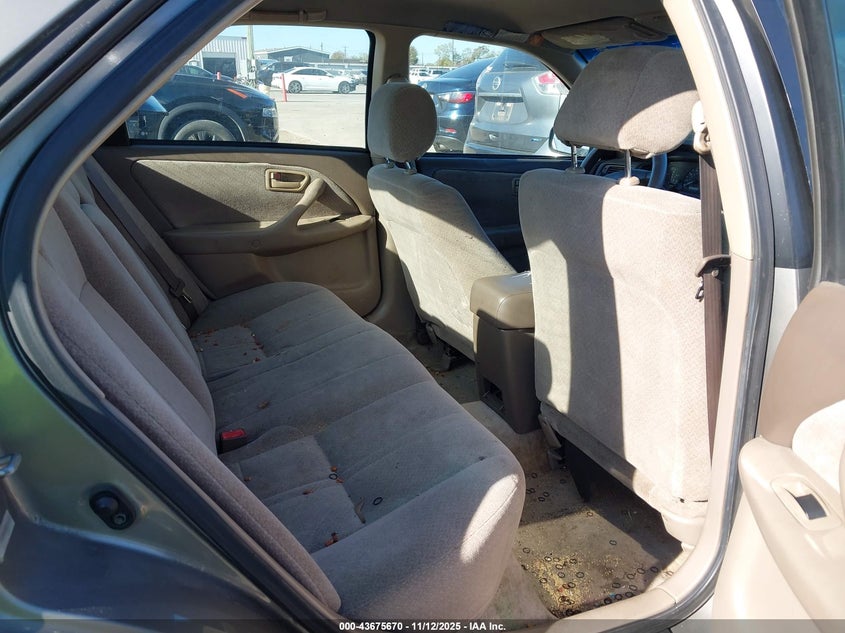 2000 Toyota Camry Le VIN: JT2BG28KXY0524363 Lot: 43675670