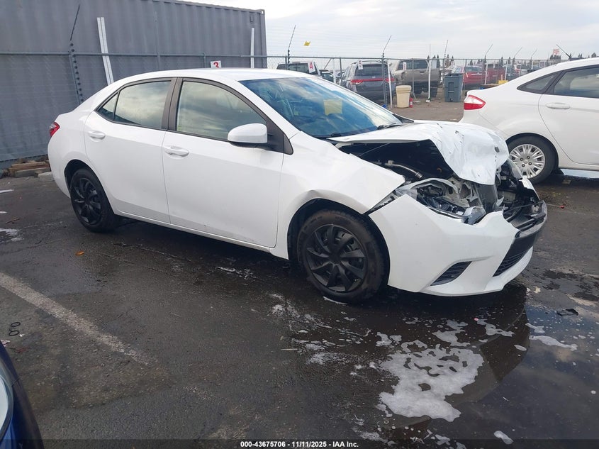 2015 TOYOTA COROLLA LE - 5YFBURHE2FP356143
