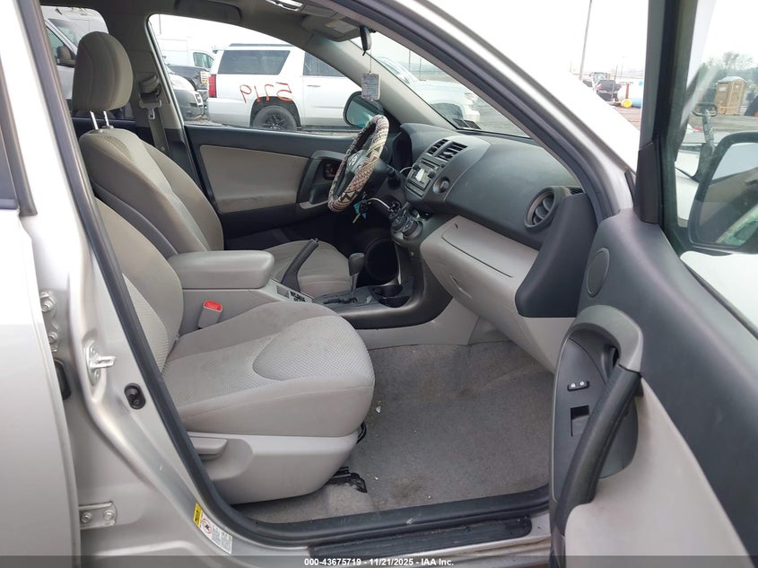 2T3BF4DV7CW236875 2012 TOYOTA RAV 4 photo no. 5