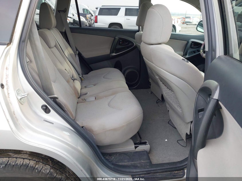 2T3BF4DV7CW236875 2012 TOYOTA RAV 4 photo no. 8