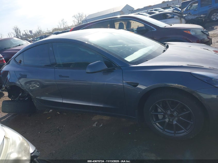 2022 Tesla Model 3 Rear-Wheel Drive VIN: 5YJ3E1EA8NF320665 Lot: 43675724