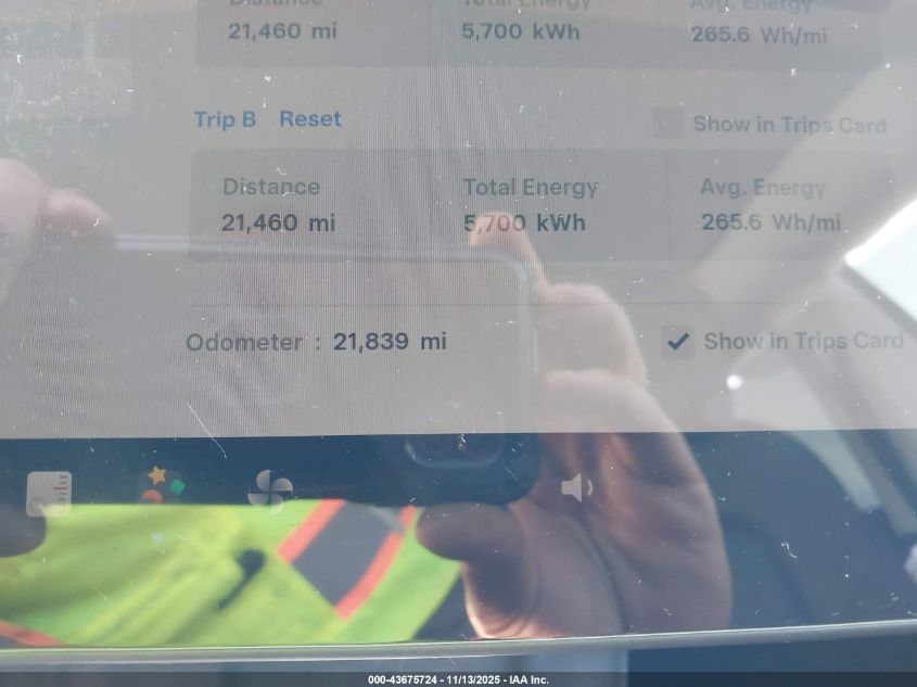 2022 Tesla Model 3 Rear-Wheel Drive VIN: 5YJ3E1EA8NF320665 Lot: 43675724