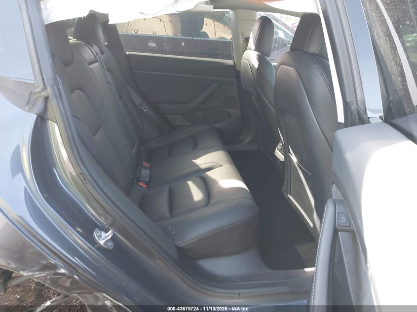2022 Tesla Model 3 Rear-Wheel Drive VIN: 5YJ3E1EA8NF320665 Lot: 43675724