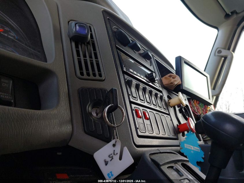 2014 International 7000 7400 VIN: 1HTWDAZR2EH021921 Lot: 43675732